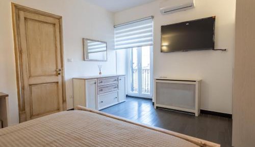 Two-Bedroom Apartment with Terrace