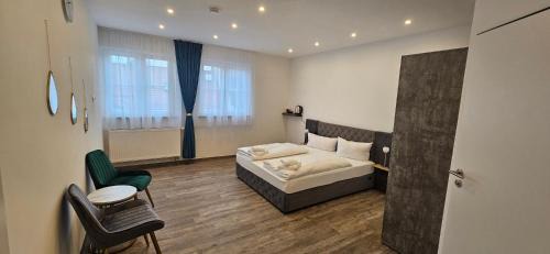 Twin Room with Private Bathroom