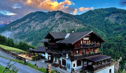 Double Room with Mountain View