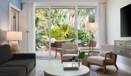 King Suite with Sea View