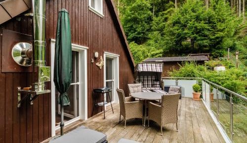 Superior One-Bedroom Apartment with Balcony