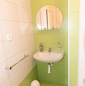 Twin Room with Private Bathroom