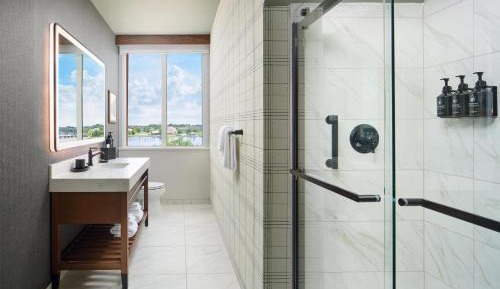 King Dormer Suite - Water View