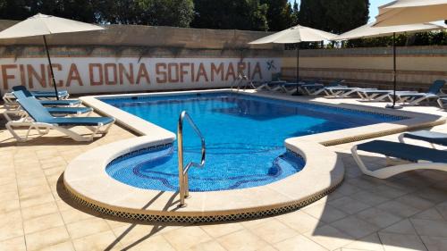  One-Bedroom Apartment with Terrace