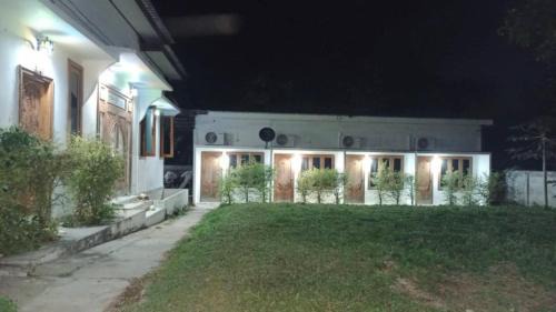 Suite with Garden View