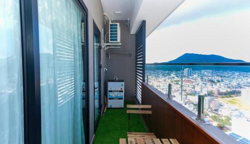 Studio Apartment with Sea View