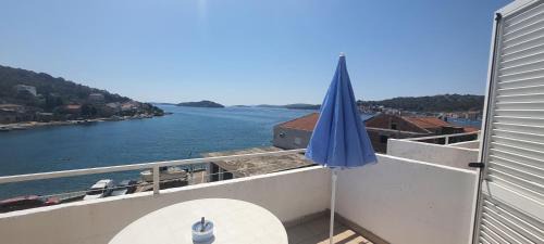 One-Bedroom Apartment with Balcony and Sea View