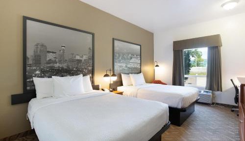 Queen Room with Two Queen Beds - Non-Smoking