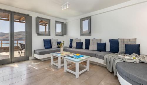 One Bedroom Beachfront Maisonette