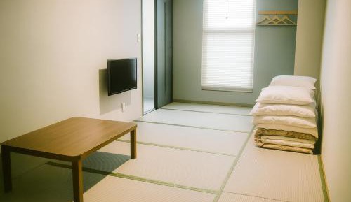 Japanese-Style Room