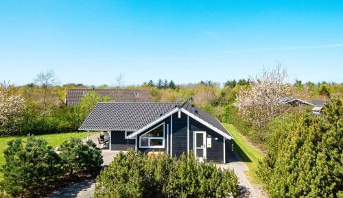 Four-Bedroom Vacation Home