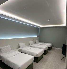 Economy Quadruple Room