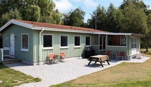 Three-Bedroom Vacation Home 