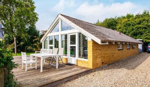 Three-Bedroom Vacation Home 