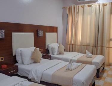 Triple Room with Bathroom