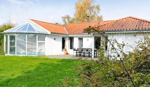 Five-Bedroom Holiday Home