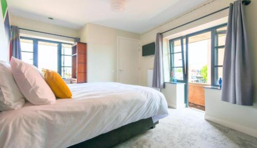 Deluxe Double Studio