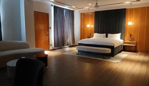 King Room with Mountain View