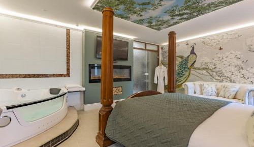 Superior Room with Spa Bath