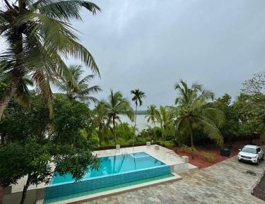 Double Room with Lake View