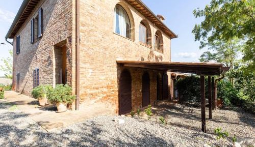 One-Bedroom Holiday Home