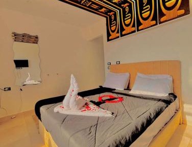 King Room with Mountain View
