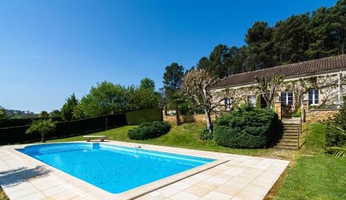 Four-Bedroom Holiday Home