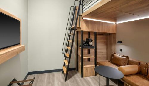 Moxy Loft