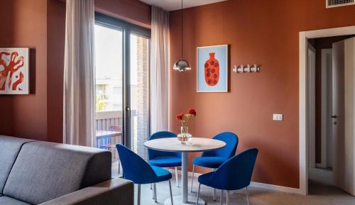 1 Bedroom Apartment with Balcony and Sofa Bed
