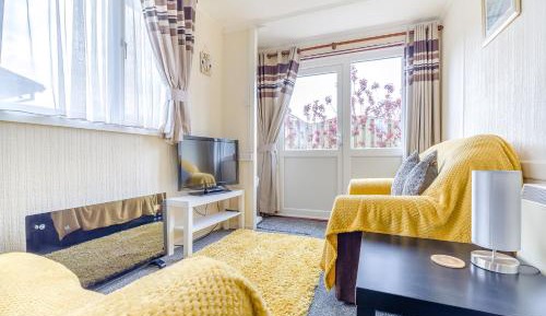 One-Bedroom Holiday Home 2