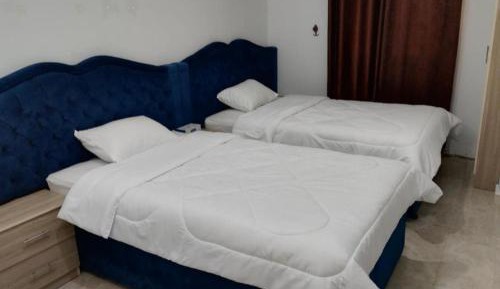 Twin Room with Shared Toilet