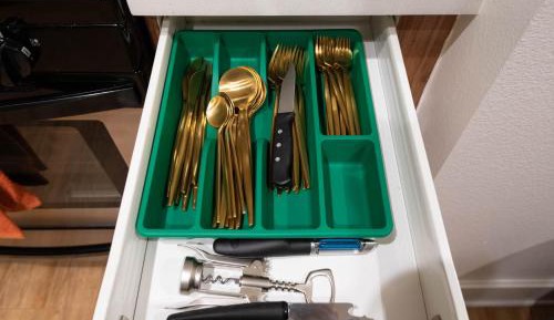 One-Bedroom Apartment with Balcony