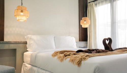 Studio Apartment with Balcony