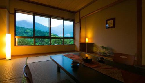 Japanese-Style Room