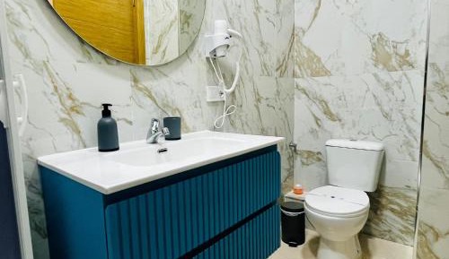 Deluxe Double Room with Shower