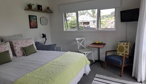 Queen Room with Garden View