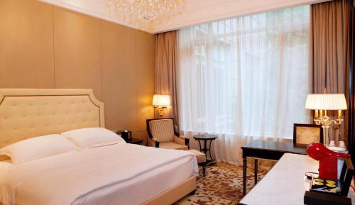 Superior Queen Room