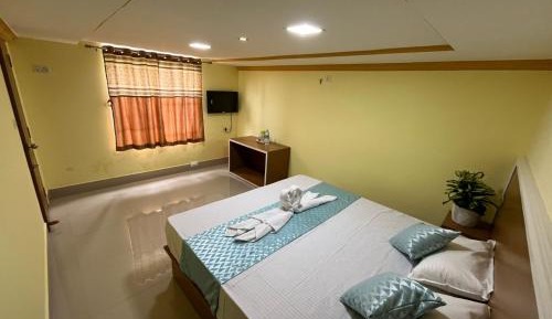 Deluxe Family Room