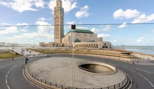 Three-Bedroom Apartment with Ocean View