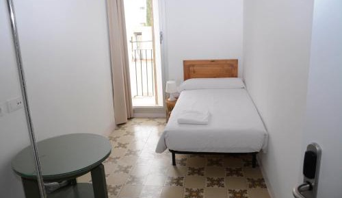Single Room with Private External Bathroom