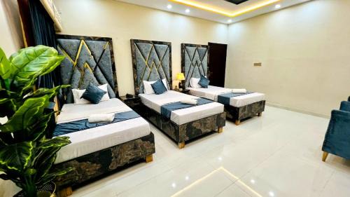 Deluxe Double or Twin Room