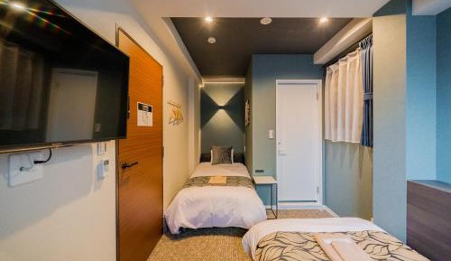 Twin Room with Private Bathroom