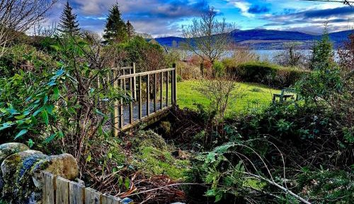 Cottage with Garden View