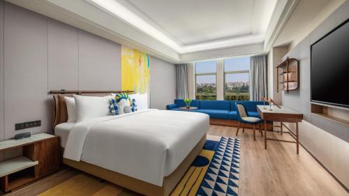 Standard King Room