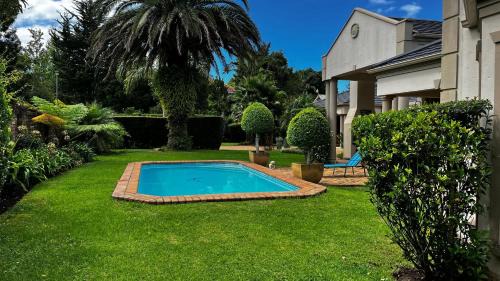 Double Room with Pool View