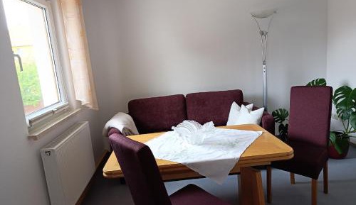 Superior One-Bedroom Apartment