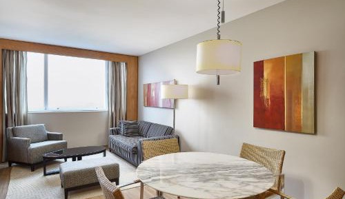 SUITE CLUB, Club level, 1 Bedroom Larger Suite, 1 Double Bed