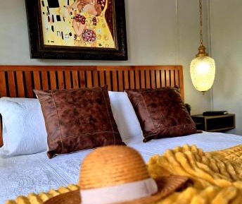 Deluxe Double or Twin Room with Balcony