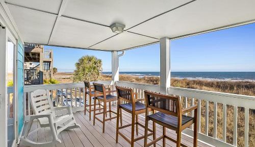Eight-Bedroom Holiday Home