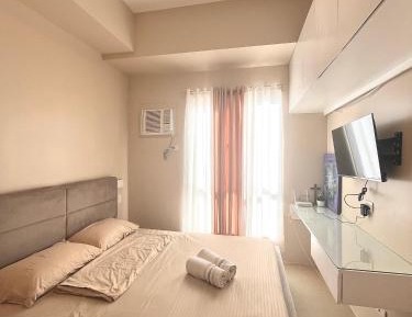 Deluxe Queen Studio 